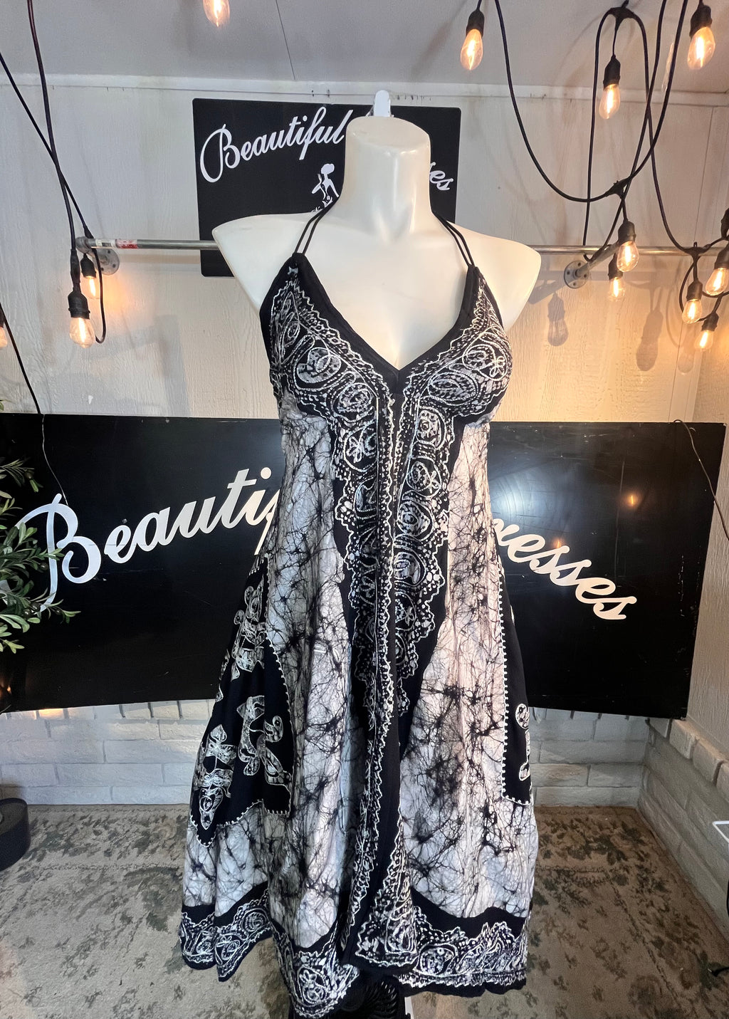 Black & White Marble Batik Vacation  Dress C1
