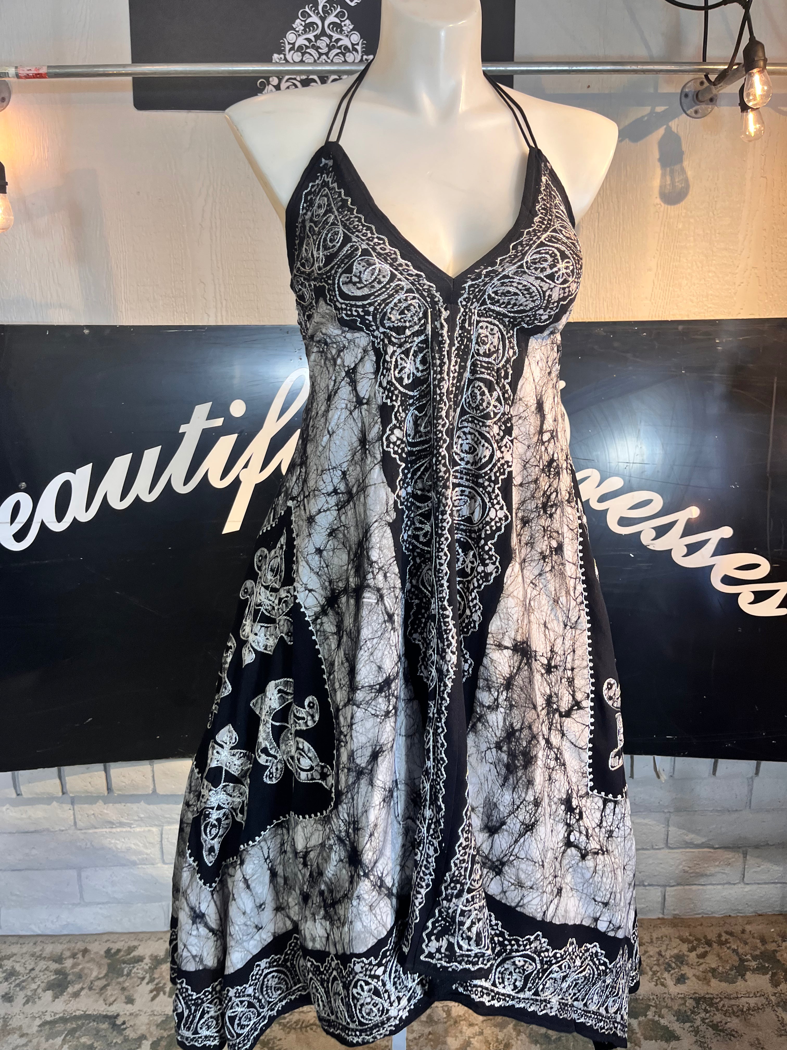 Black & White Marble Batik Vacation  Dress C1