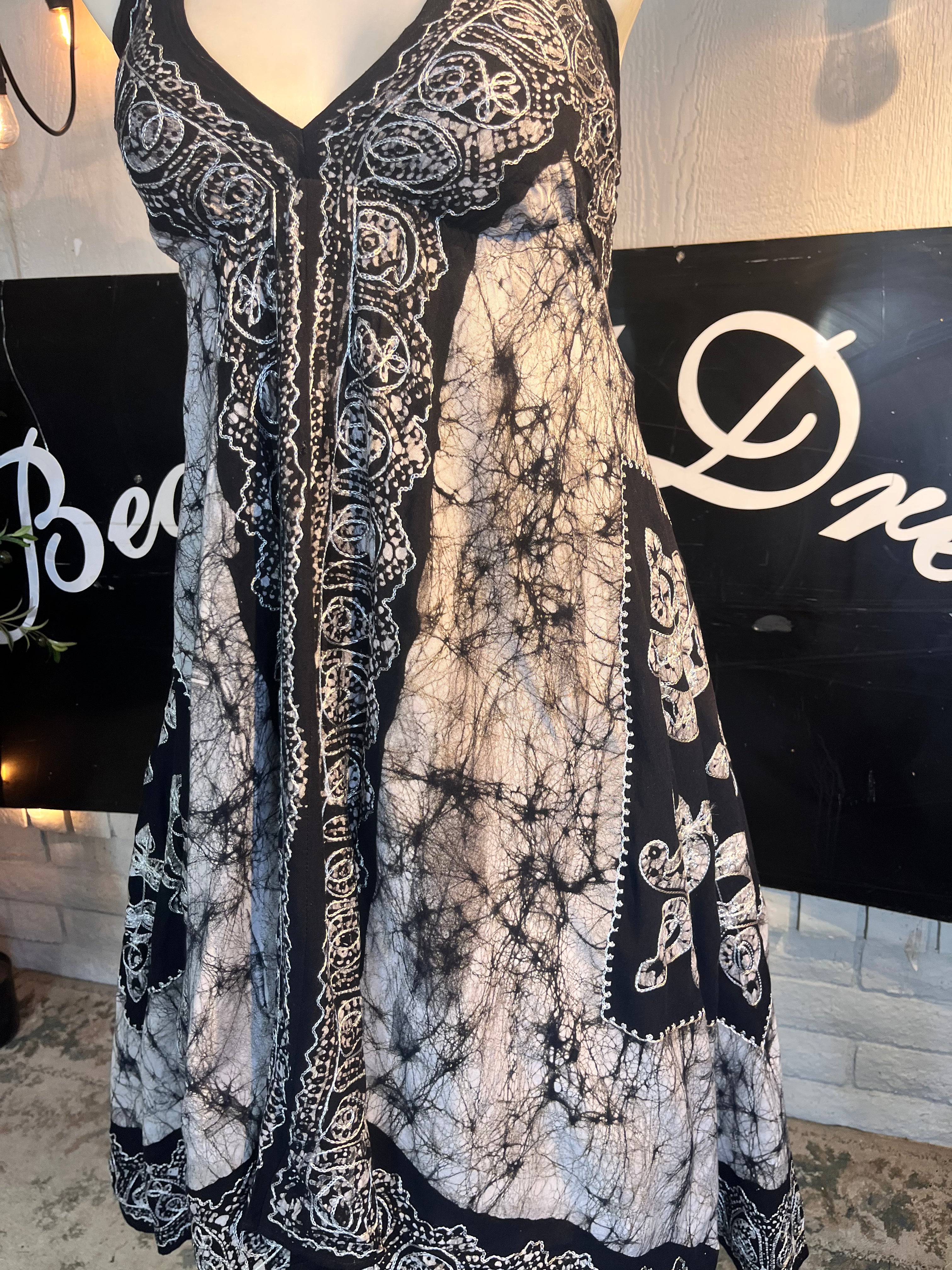 Black & White Marble Batik Vacation  Dress C1